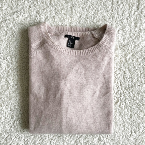 H&M Sweater - Picture 4 of 4